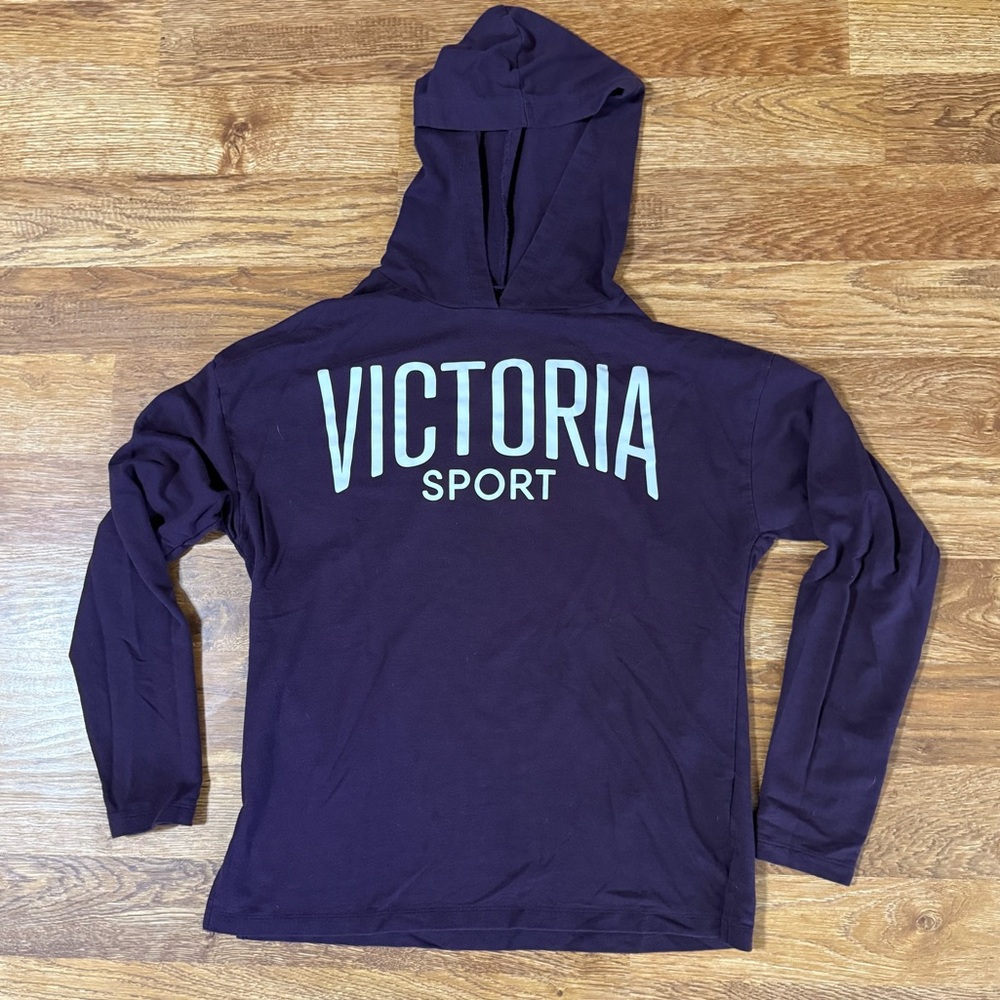 Victoria Sport Womens Eggplant Long Sleeve Lightweight Logo Hoodie Size M